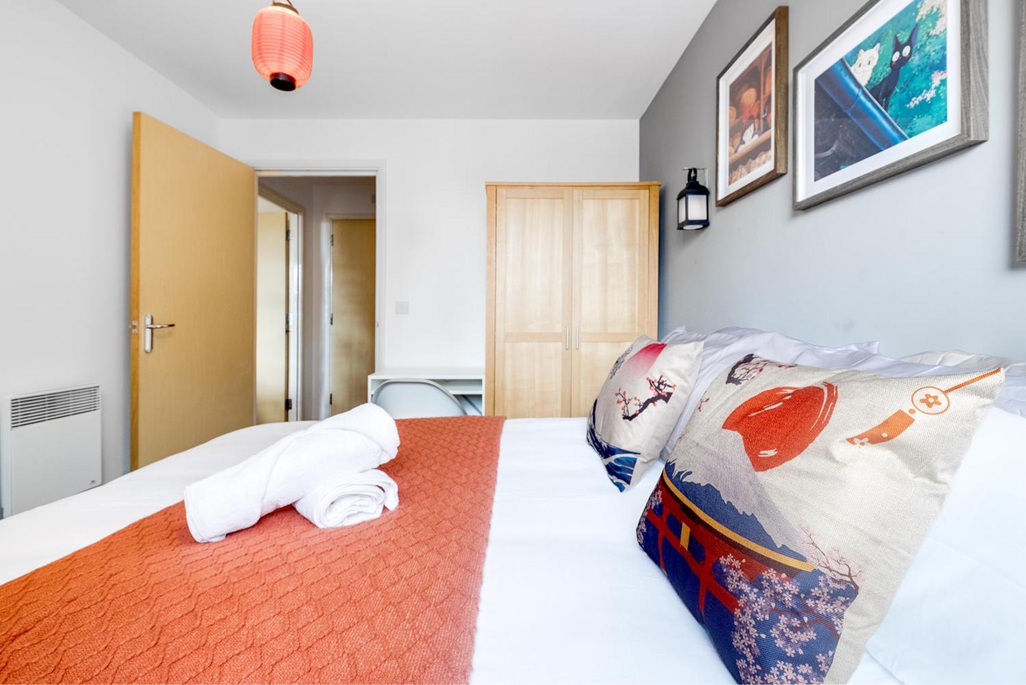 Anime Suite - Central And Free Parking With Netflix Birmingham Esterno foto