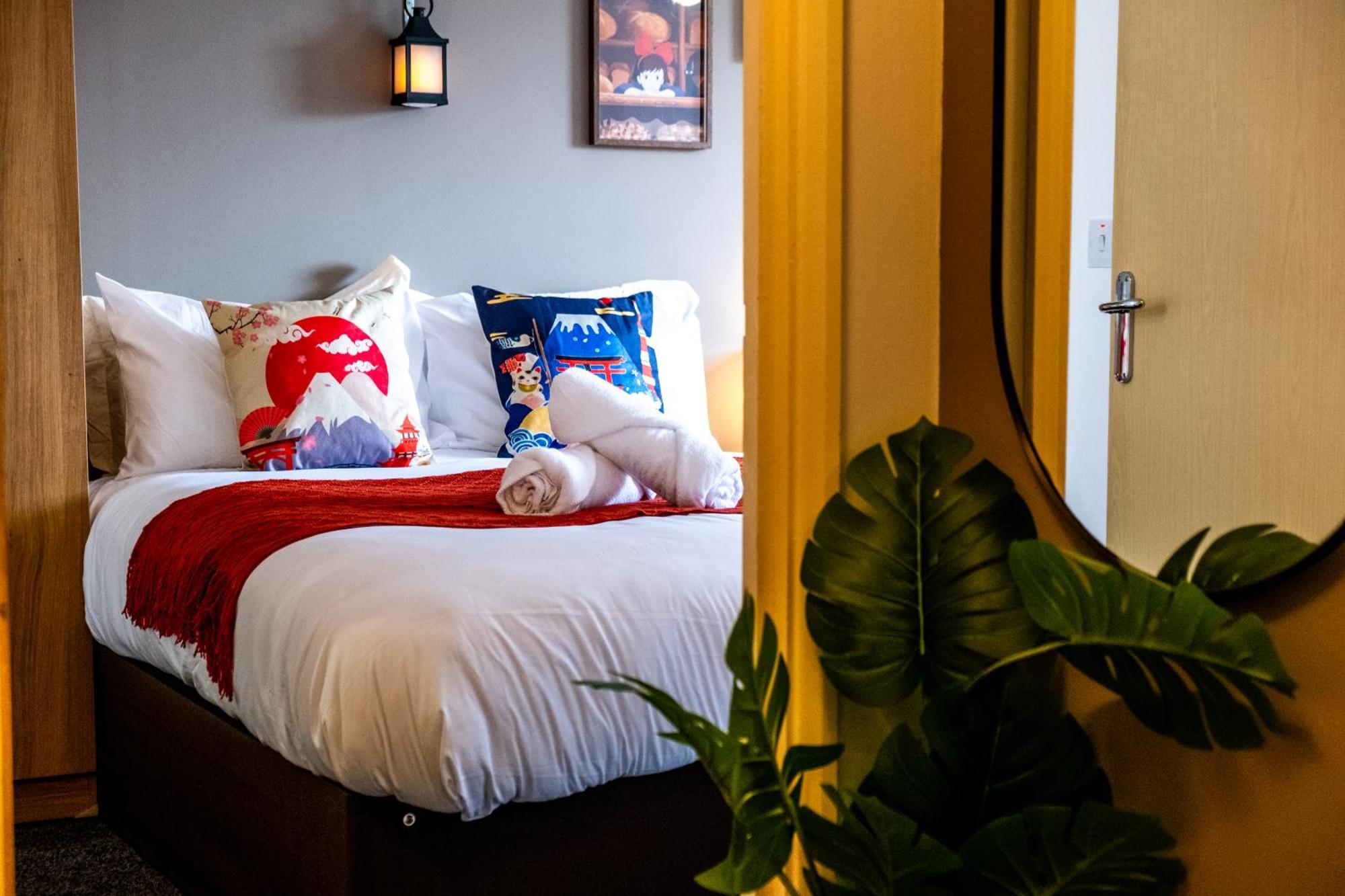 Anime Suite - Central And Free Parking With Netflix Birmingham Esterno foto