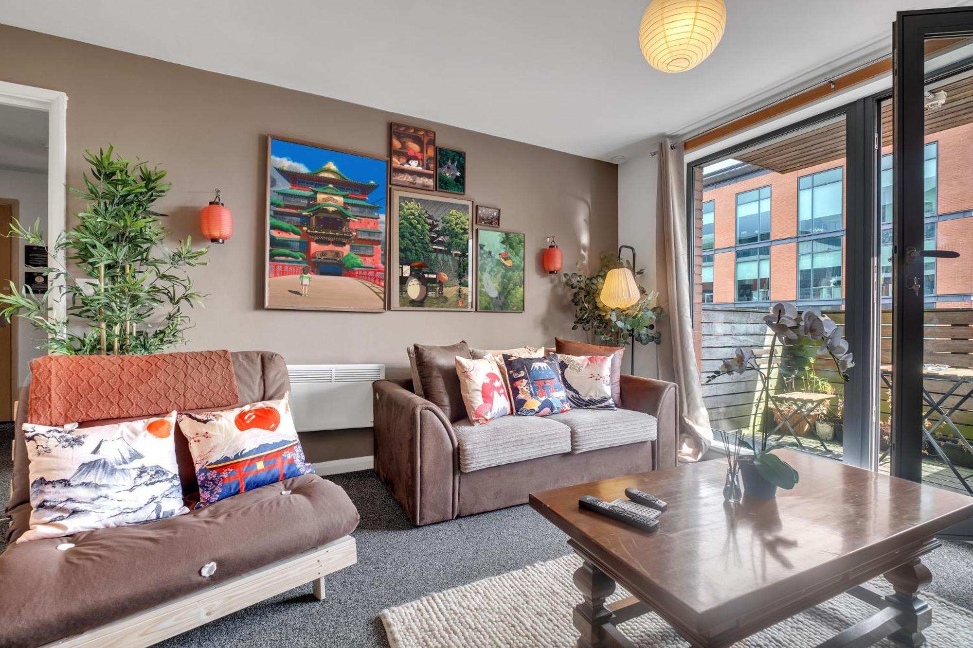 Anime Suite - Central And Free Parking With Netflix Birmingham Esterno foto